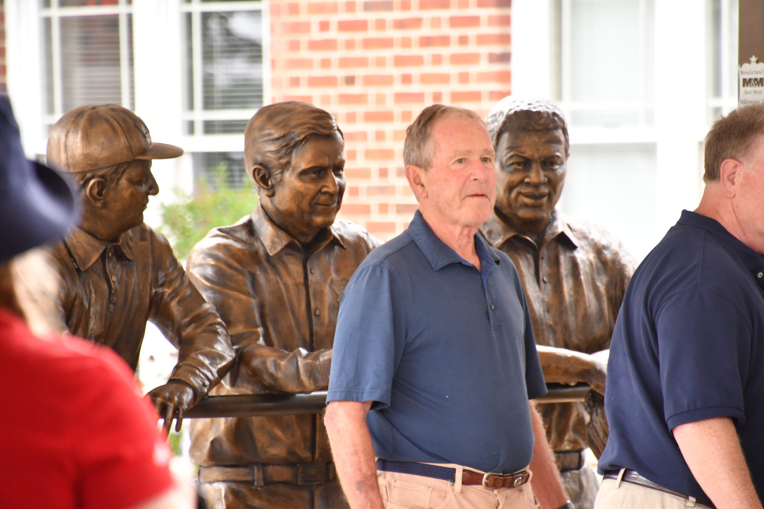 22Statues_D News, Sports, Jobs Williamsport SunGazette